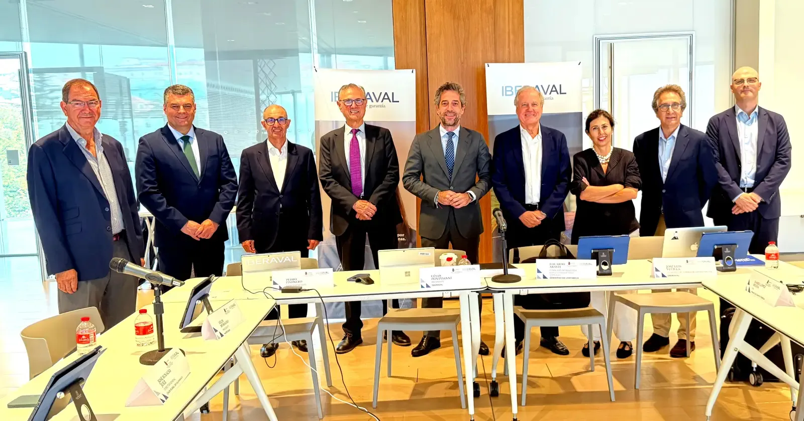 Reunión del Consejo de Administración de Iberaval en Santander