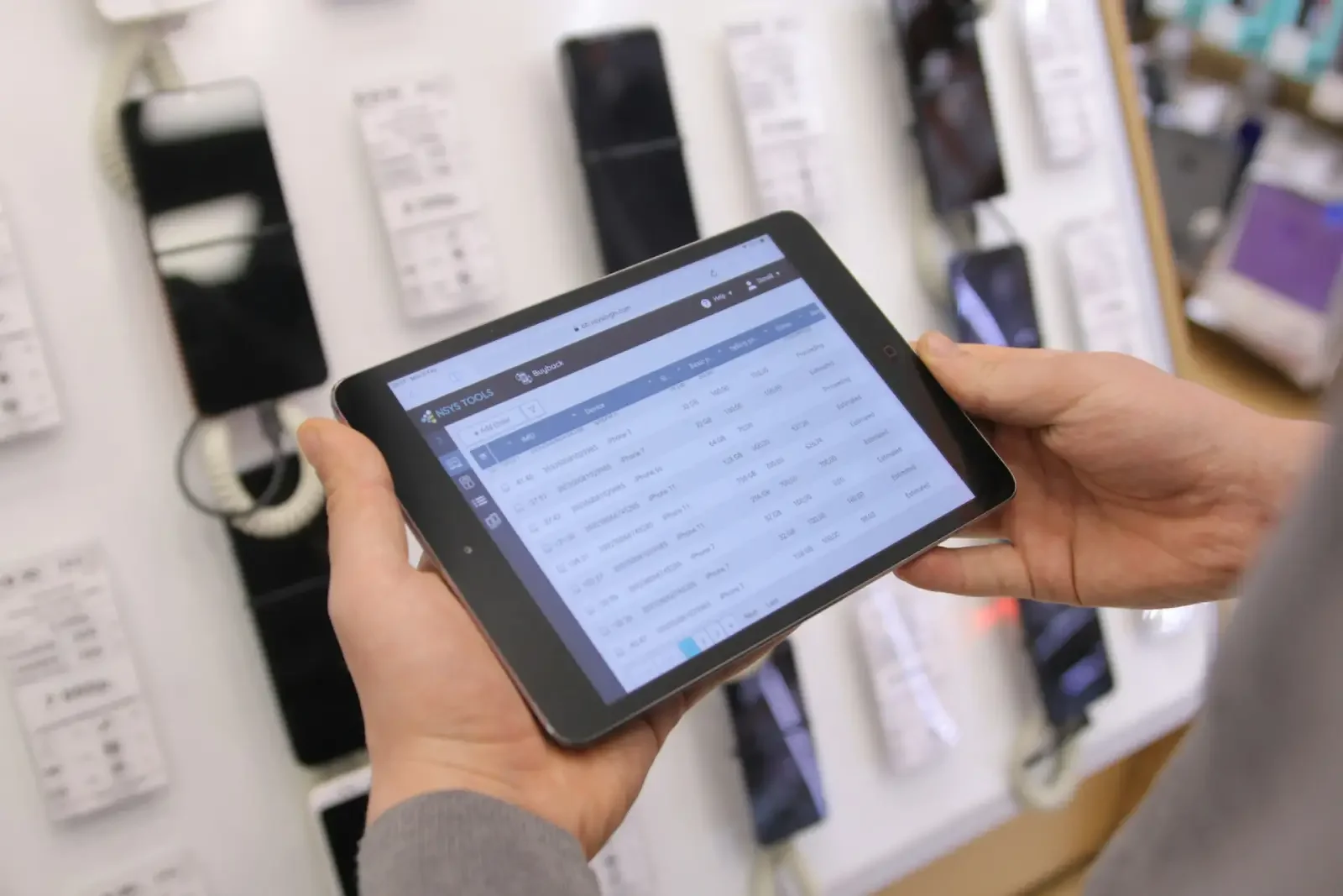 Comprobación de existencias en una tablet