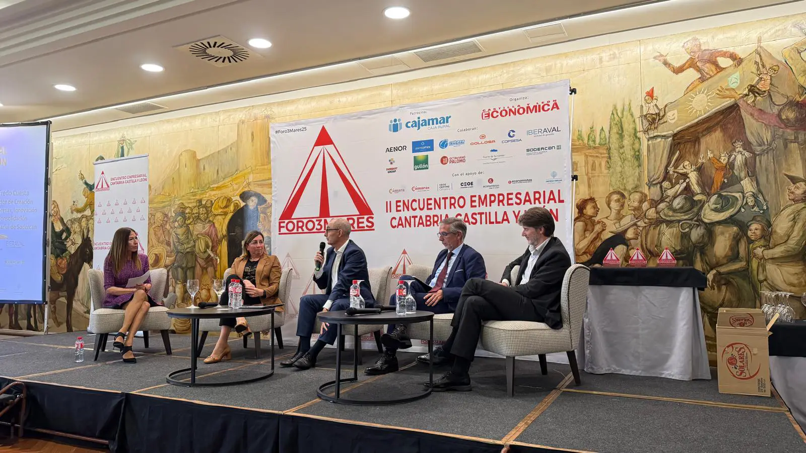 Fernández Mañueco y Sáenz de Buruaga confían en que la integración entre Sogarca e Iberaval multiplique las posibilidades de financiación de las empresas cántabras y de Castilla y León