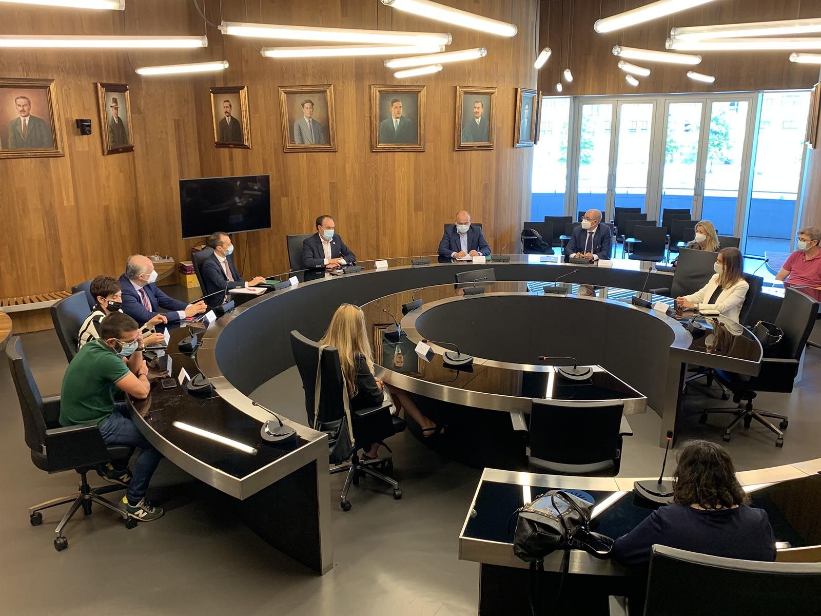 Ayudas de hasta 2.500 euros para pymes de Lalín gracias al convenio de Iberaval con el Concello lalinés