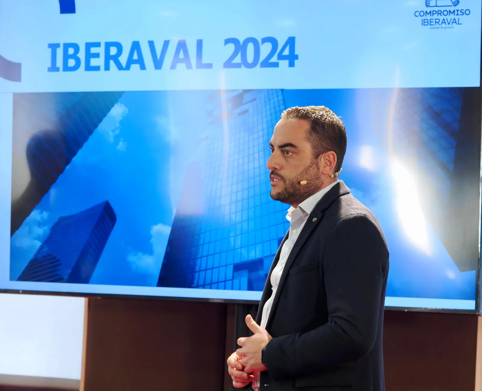 Miguel Cano pone en valor el compromiso de Iberaval con la financiación del sector textil