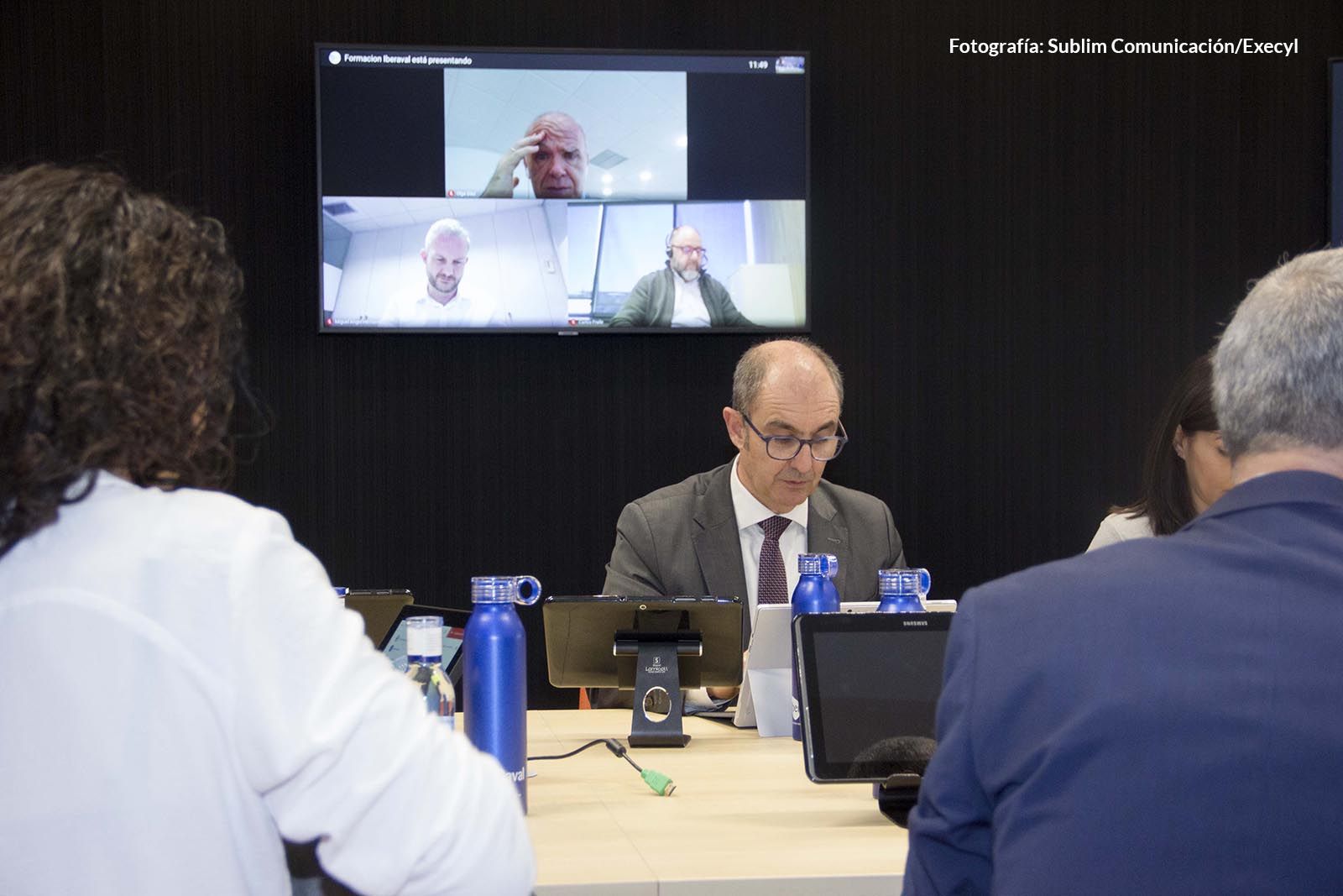 El director general de Iberaval, Pedro Pisonero, en el Consejo de Dirección de Execyl