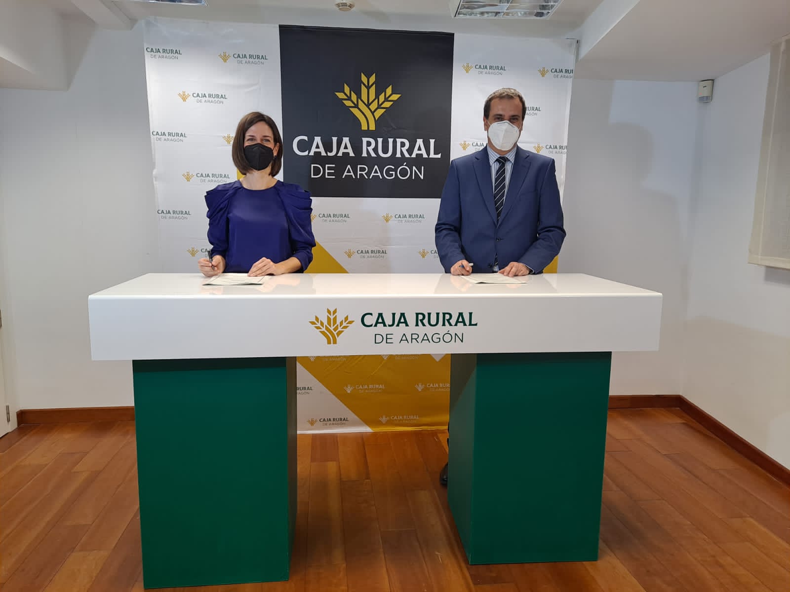 Iberaval y Caja Rural de Aragón renuevan su acuerdo