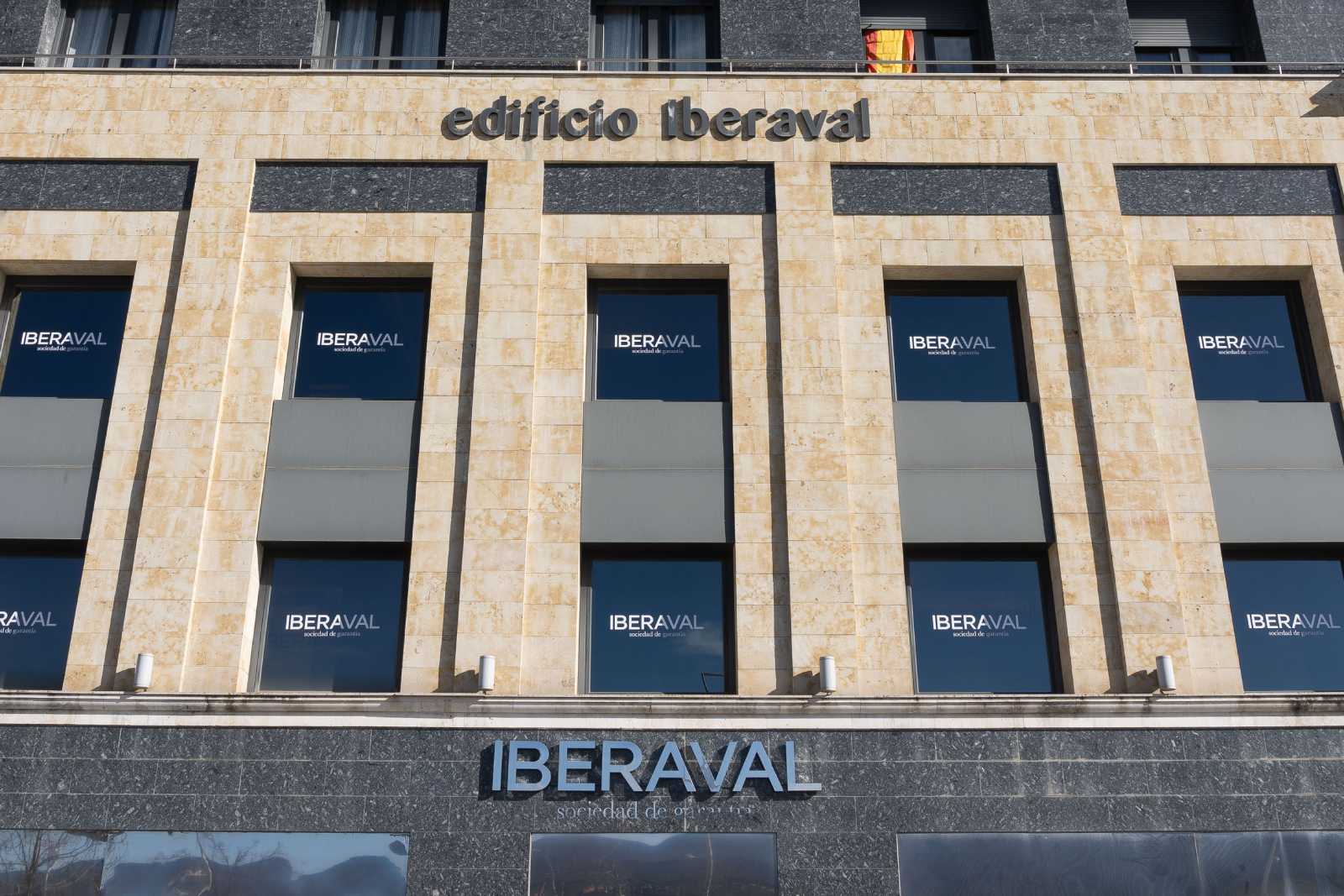 Fachada de Iberaval en Valladolid