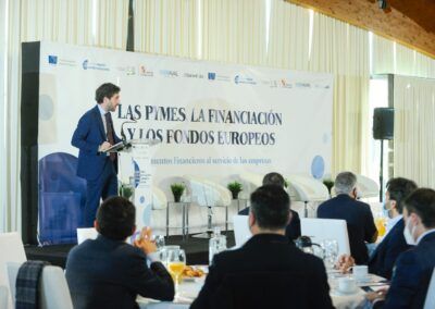 Pontvianne defiende la financiación verde y afirma que «las empresas serán sostenibles o no serán»