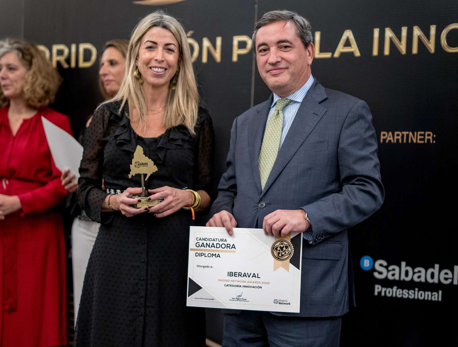 Sandra Martínez recoge el Premio Madrid Network