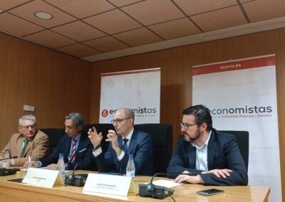 Pisonero anima a aprovechar la financiación de Iberaval y apunta que la crisis «asimétrica» nada tiene que ver con la de 2008