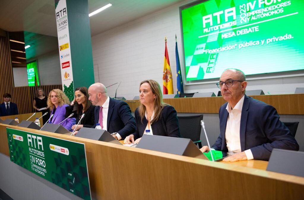 Pisonero defiende la financiación a largo plazo y el papel de sociedades de garantía como Iberaval en el respaldo al emprendimiento