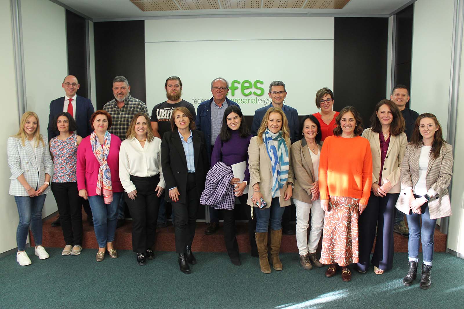 Foto de grupo de los asistentes a la Jornada del FES