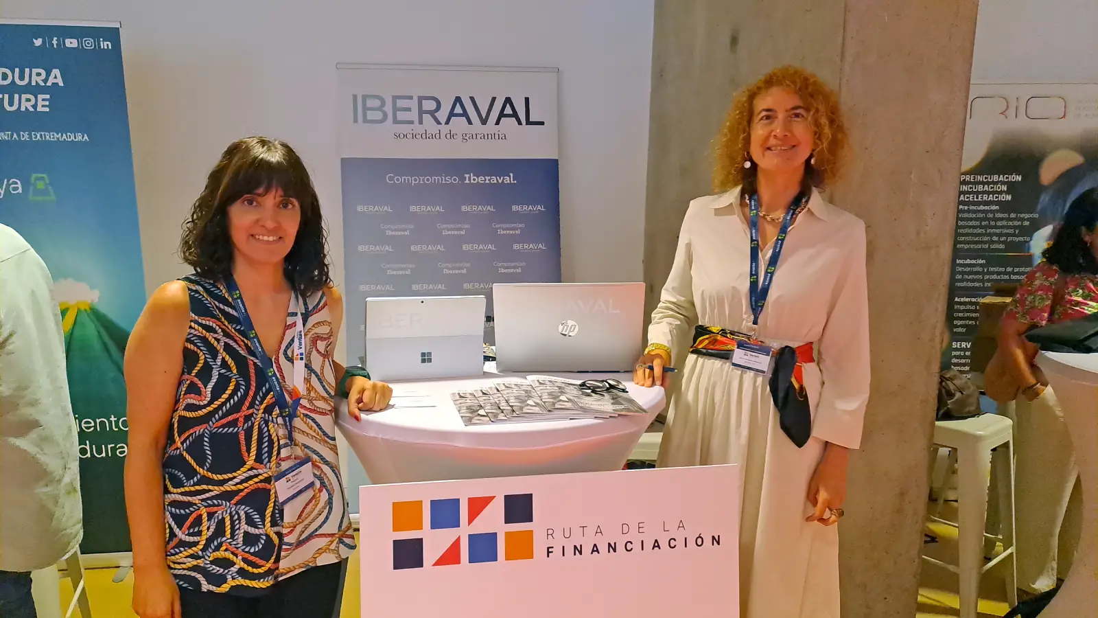 EXTREMADURA-AVANTE Teresa Malmierca y Raquel Poveda, en Mérida