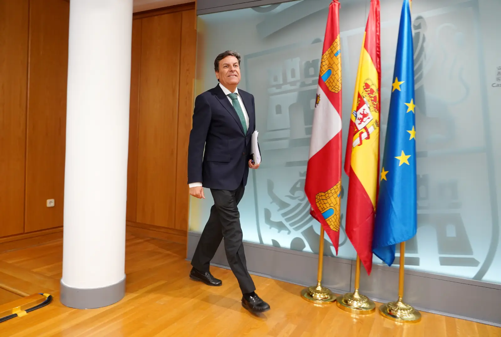 carriedo-7-millones-consejo-02 Carlos Fernández Carriedo, accede a la Sala de Prensa