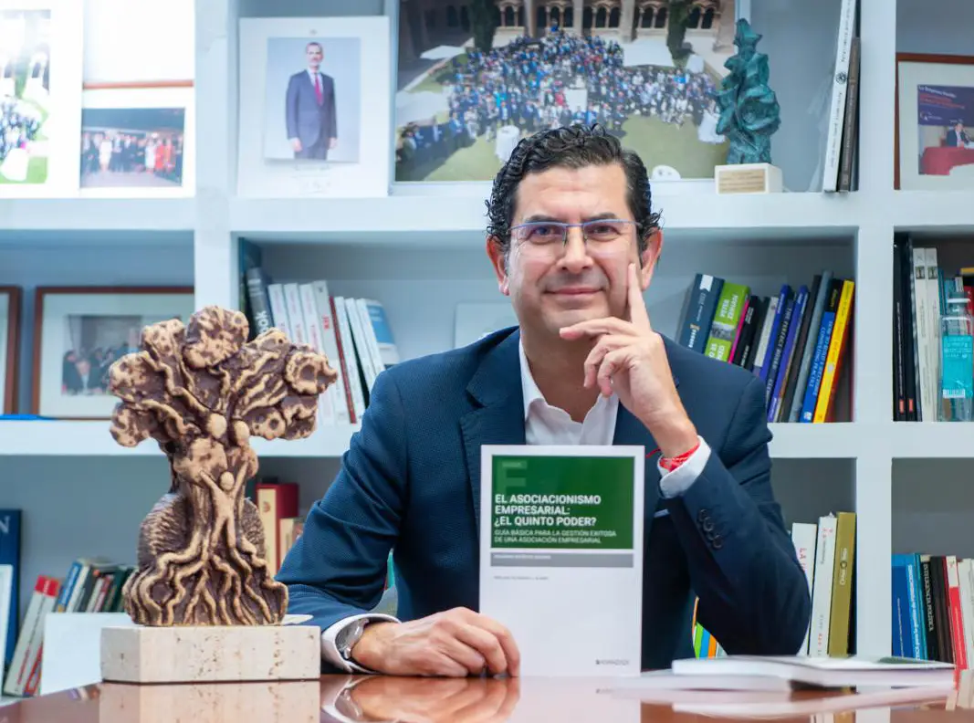 Eduardo Estévez, autor del libro sobre asociacionismo