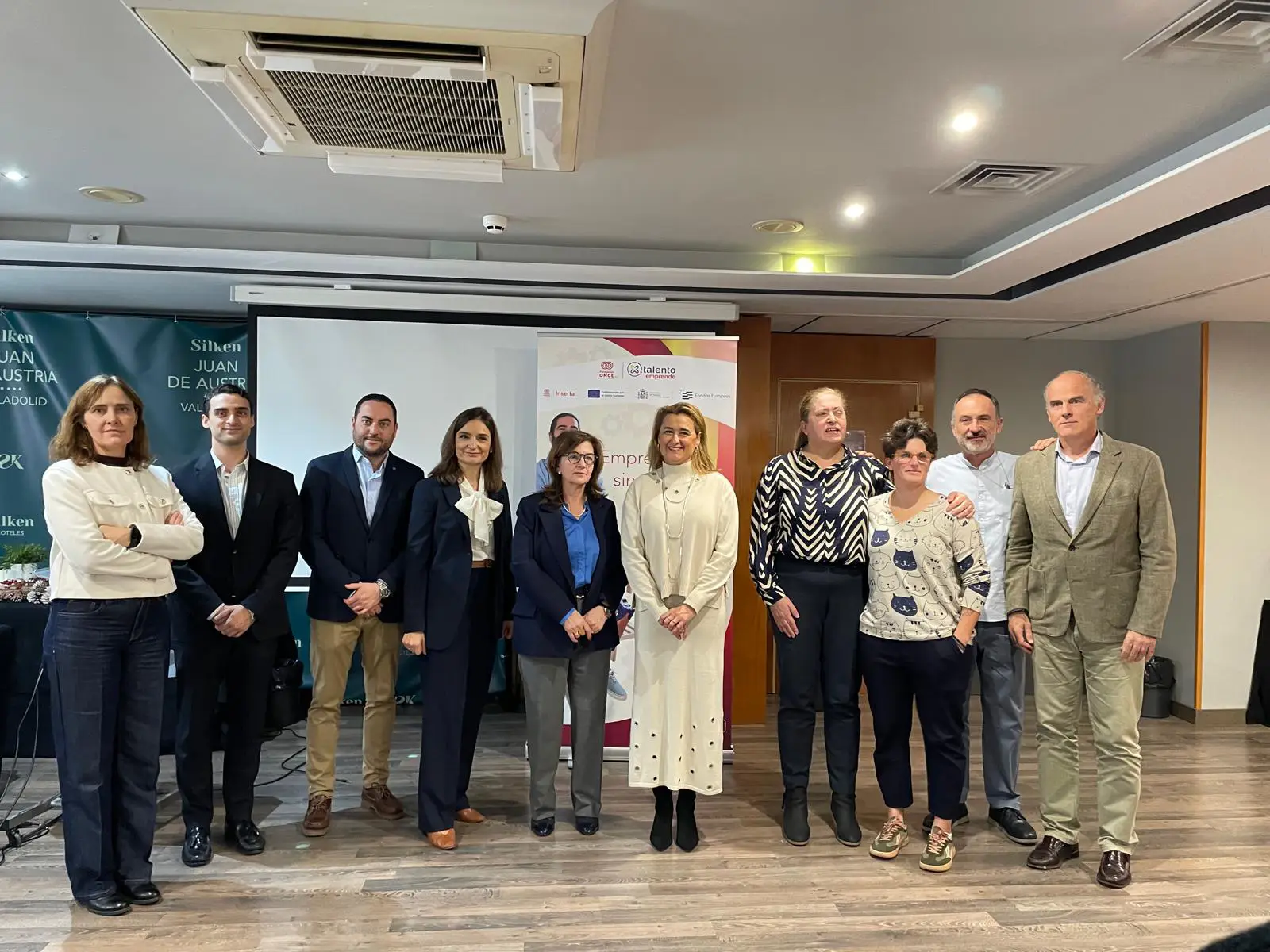 Miguel Cano, junto al resto de participantes en la jornada