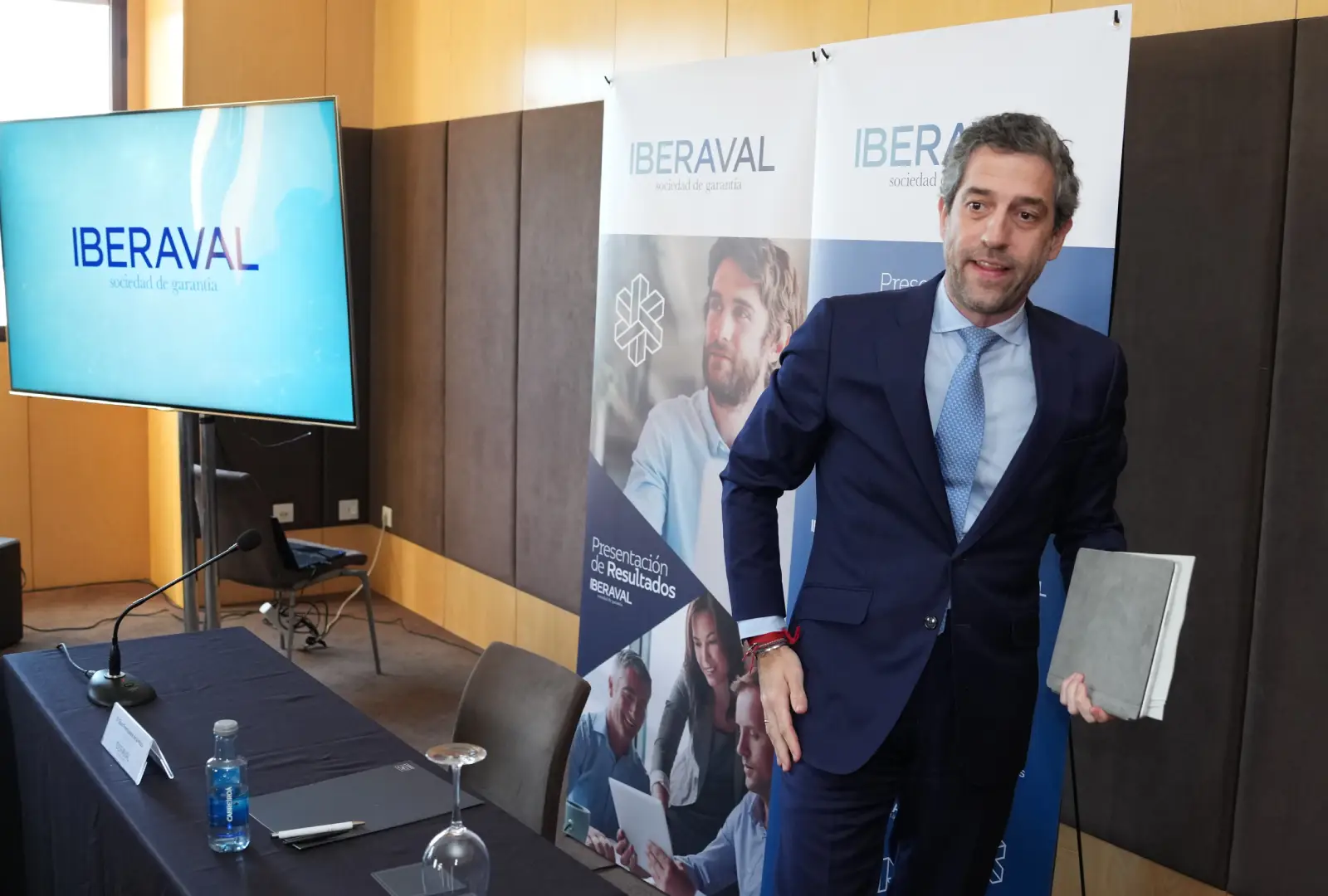El presidente de Iberaval, César Pontvianne, en la rueda de prensa de presentación de resultados