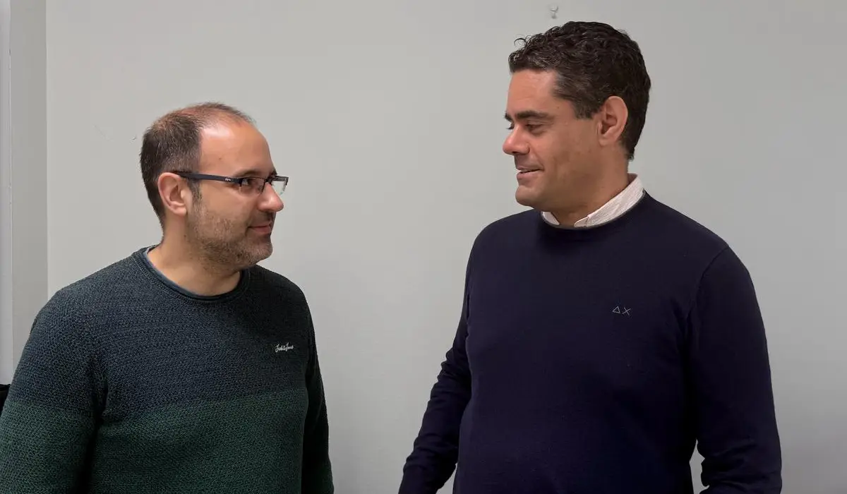 David Bermejo, padre de Lucas, y Clemente Sierra, gerente de Toools